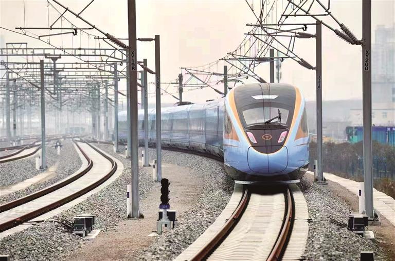 长珲城际铁路开通十周年